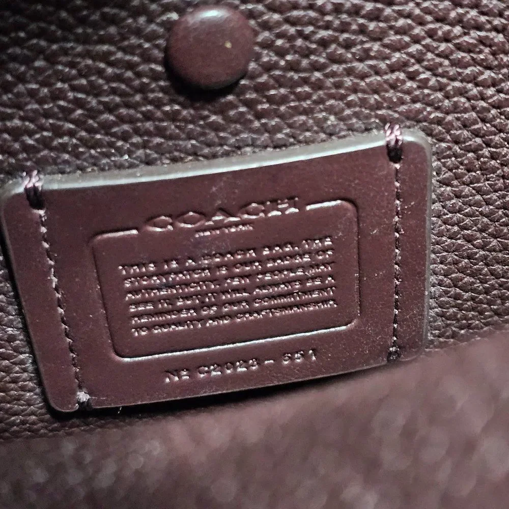 Coach Lora Bucket Shoulder Bag Purse